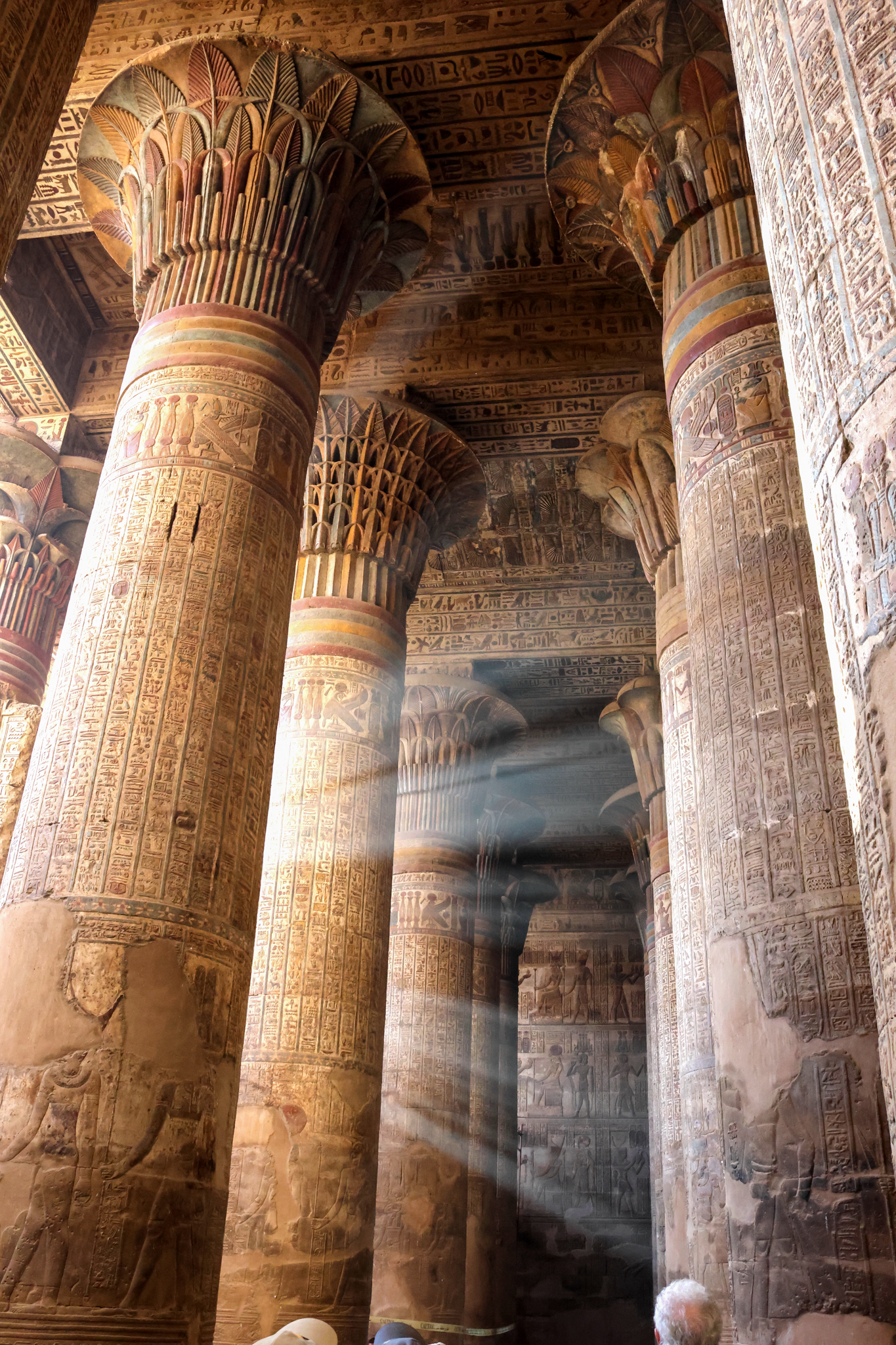 Esna hypostyle hall © Pablo Perez Image